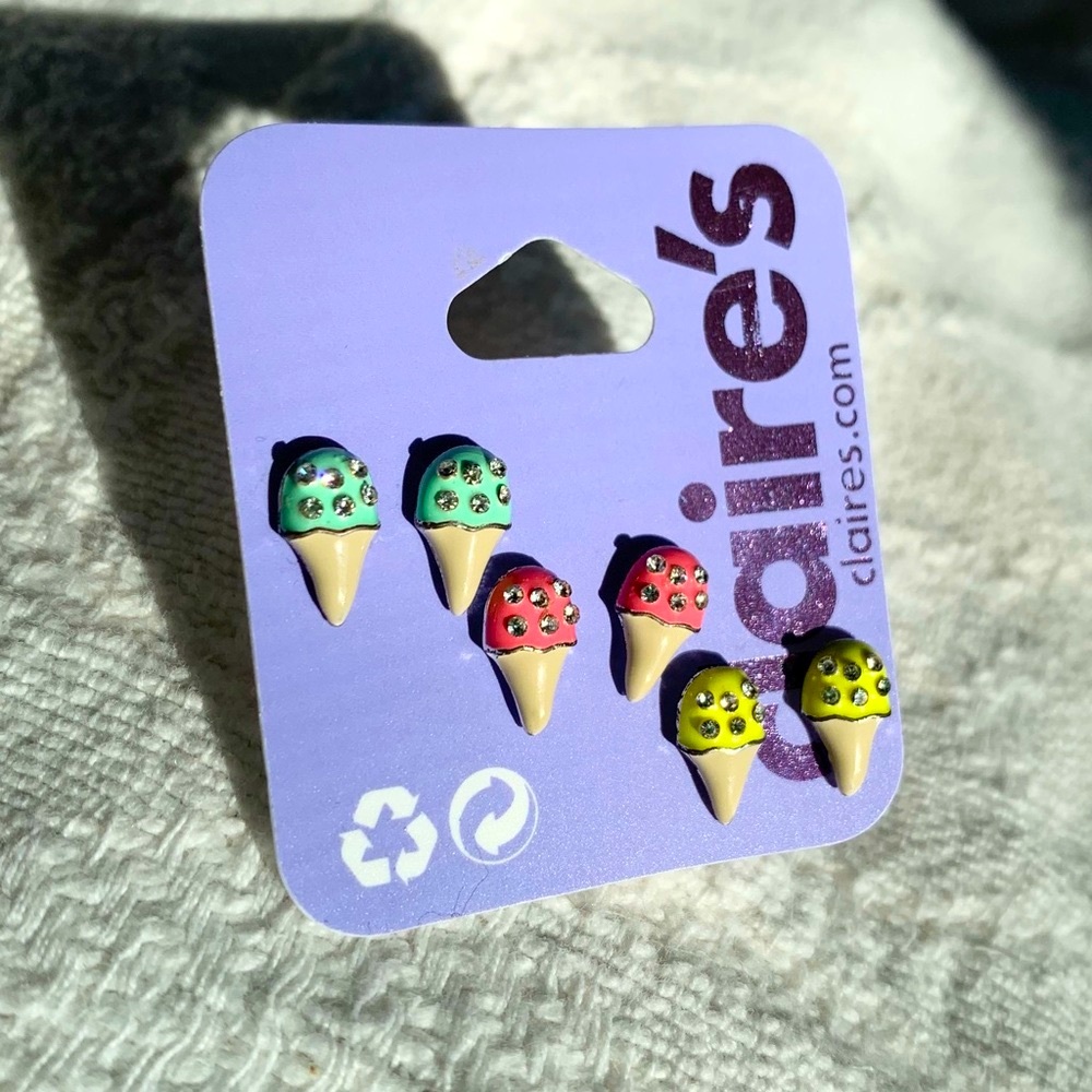 Claire’s Earrings